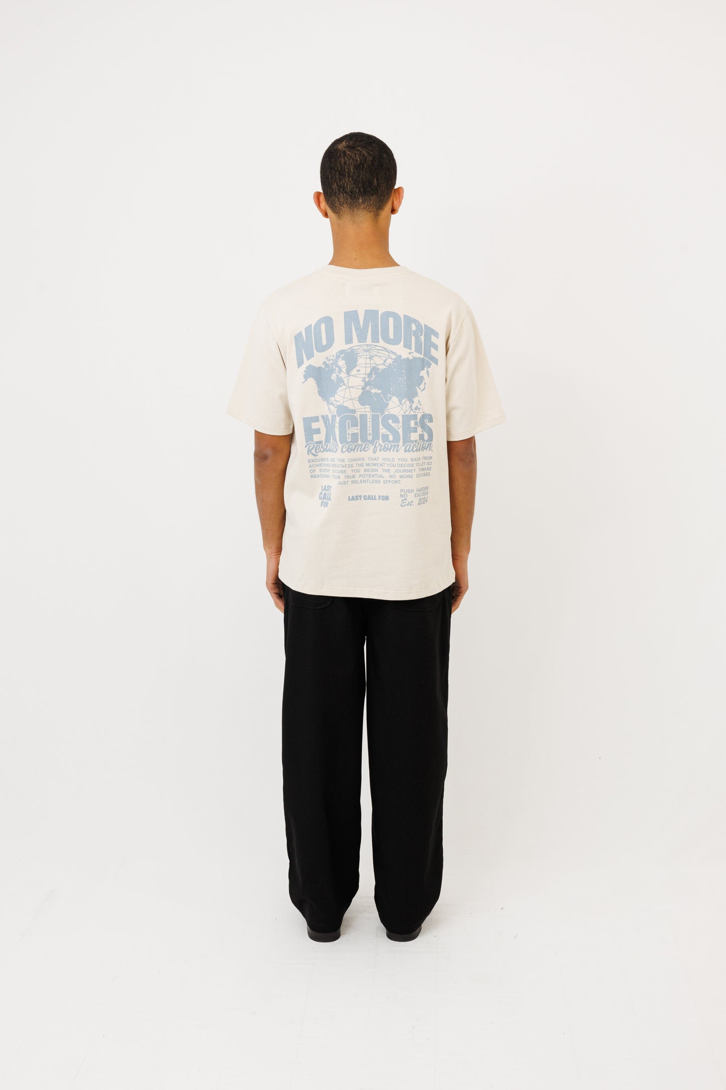 NO EXCUSES (NOEXBS) T-SHIRT (BEIGE/ SUBDED BLUE)