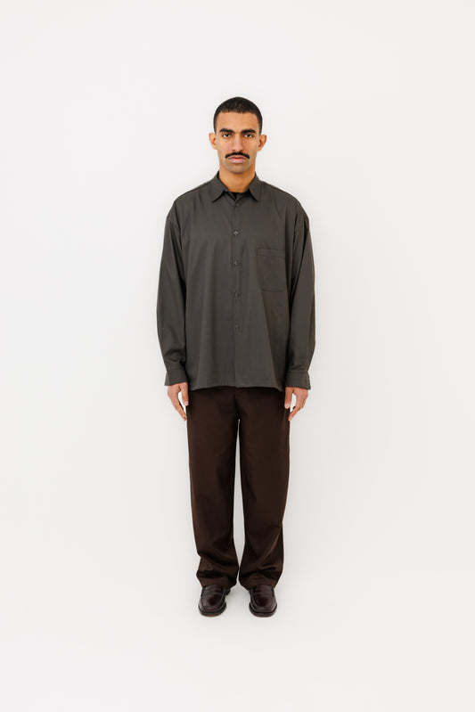“Jakarta” shirt in Calista Drill kombu green