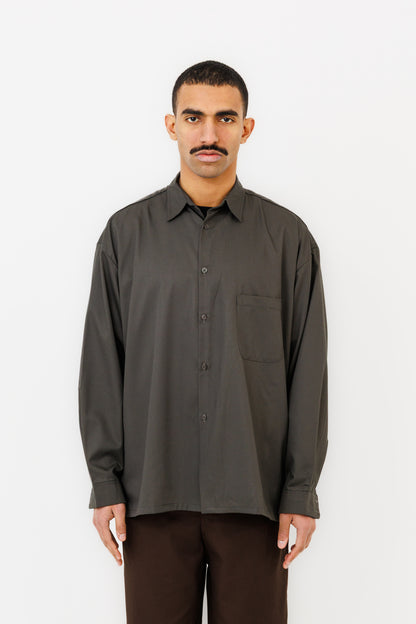 “Jakarta” shirt in Calista Drill kombu green