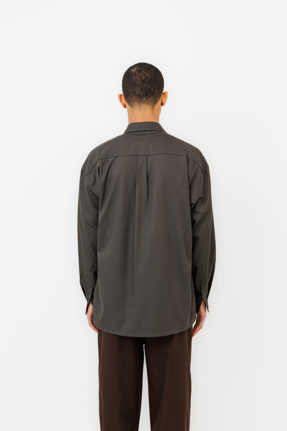 “Jakarta” shirt in Calista Drill kombu green