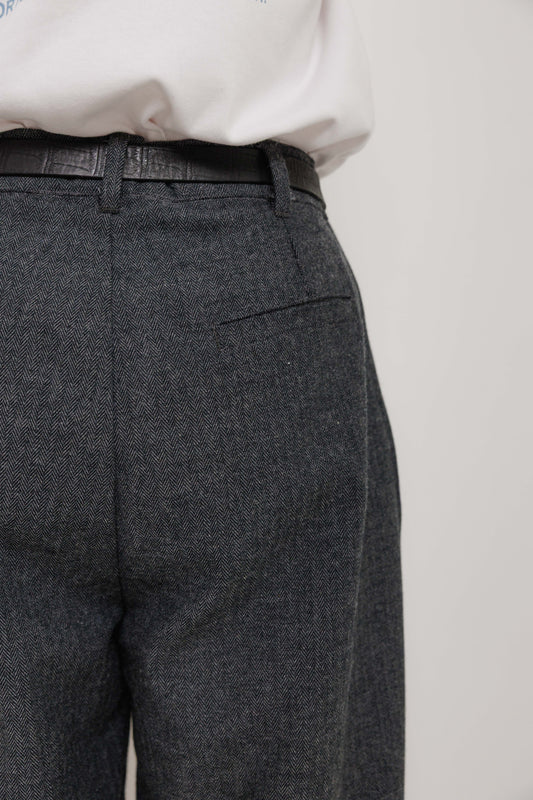 Pantalon Deiba Grey Last Call For, coupe ample à double pince en mélange laine et polyester — photo produit 11