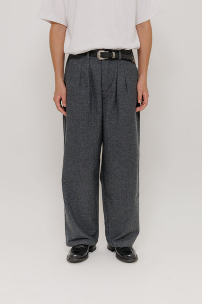 Pantalon Deiba Grey Last Call For, coupe ample à double pince en mélange laine et polyester — photo produit 02