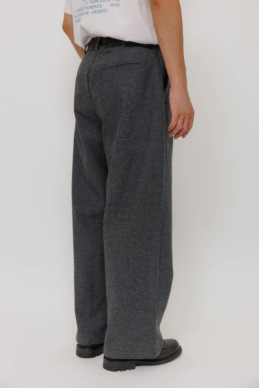Pantalon Deiba Grey Last Call For, coupe ample à double pince en mélange laine et polyester — photo produit 07