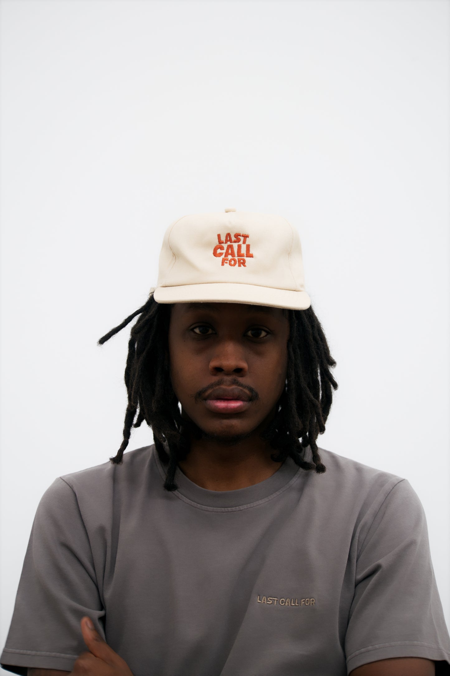 Cotton T-shirt "Last Call For" Cool Gray