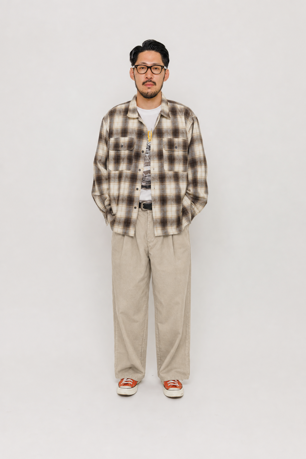 Pantalon Deiba Soybean 5 Last Call For, coupe ample à double pince en coton Tebal — photo produit 05