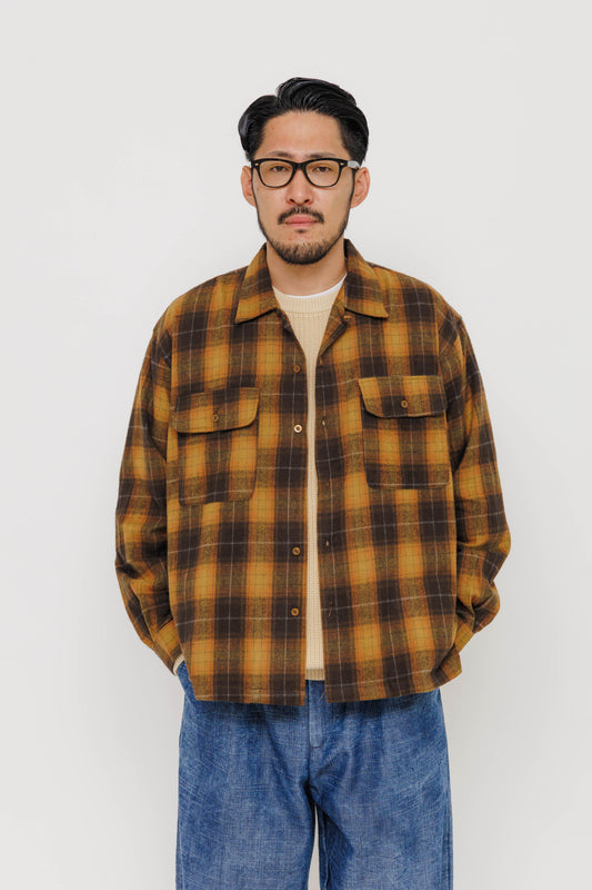 Chemise Nagano — Brown 600 par Last Call For — photo portée 08