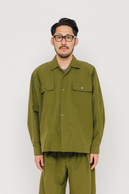 Chemise Nagano — Capulet Olive 550 par Last Call For — photo portée 02
