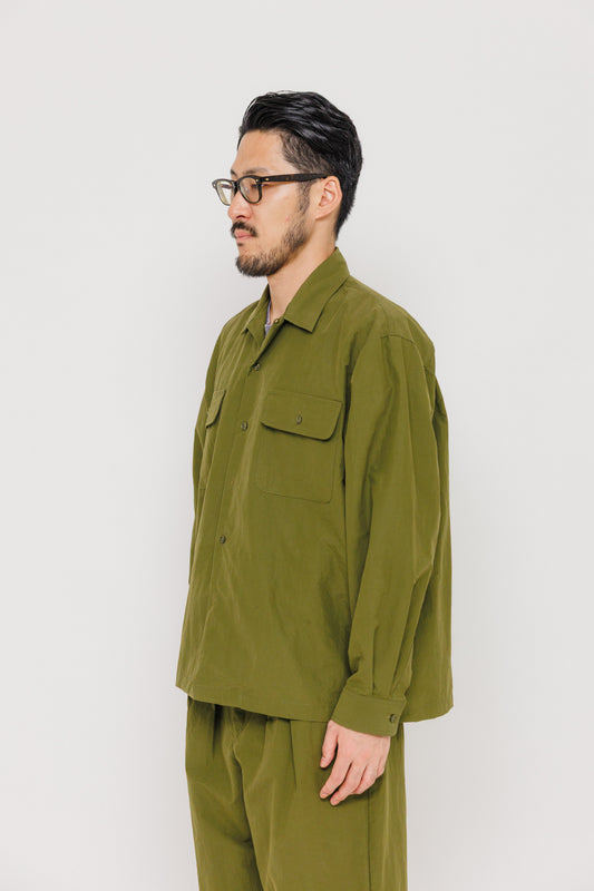 Chemise Nagano — Capulet Olive 550 par Last Call For — photo portée 03