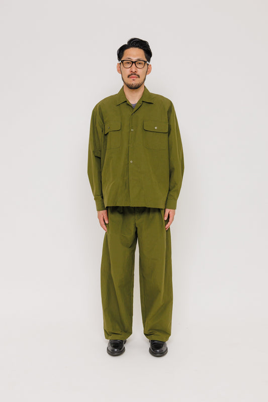 Chemise Nagano — Capulet Olive 550 par Last Call For — photo portée 06