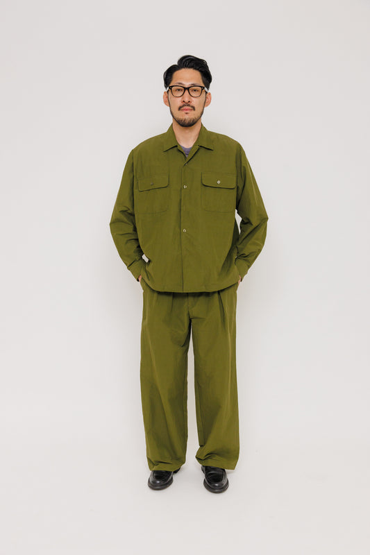 Chemise Nagano — Capulet Olive 550 par Last Call For — photo portée 10