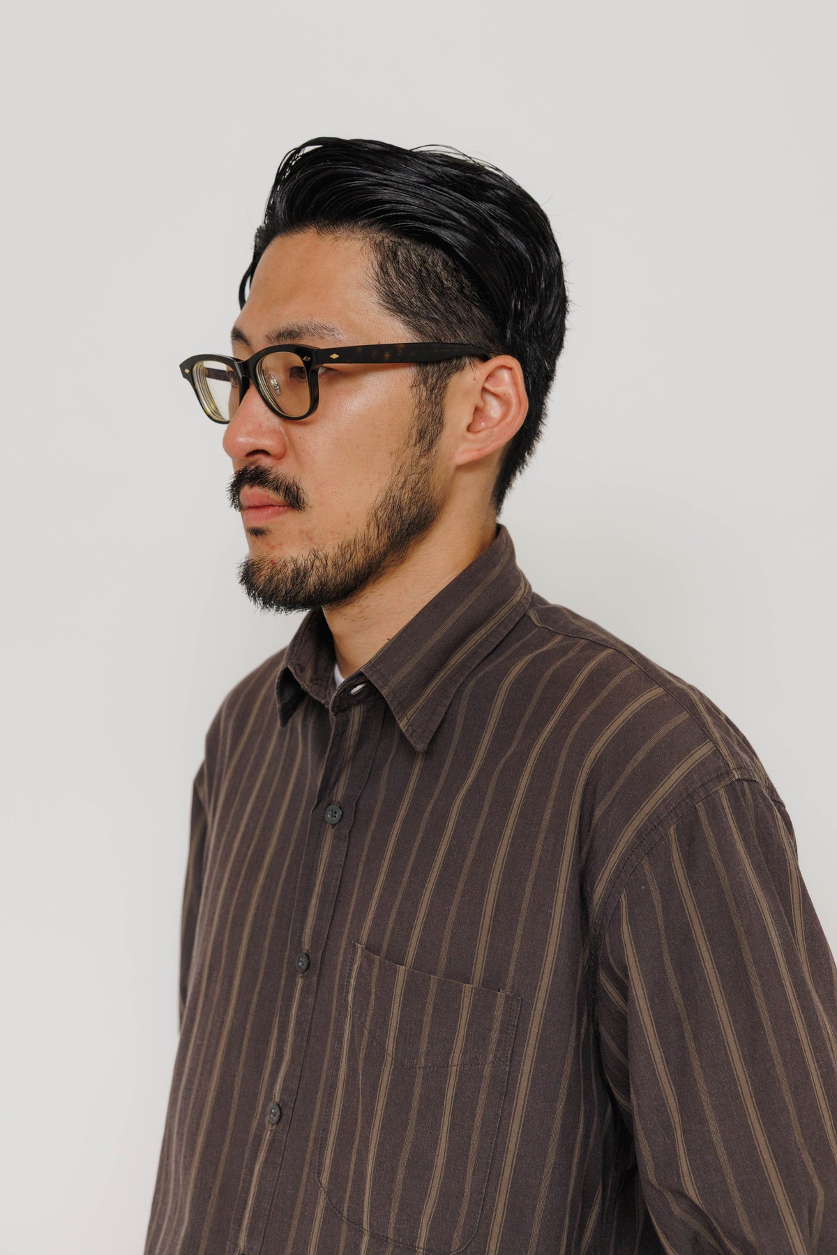 Chemise Surabaya — Black Stripe par Last Call For — photo portée 04