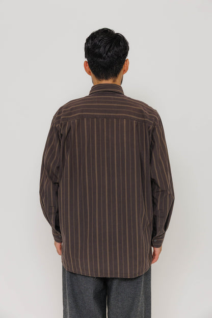 Chemise Surabaya — Black Stripe par Last Call For — photo portée 09