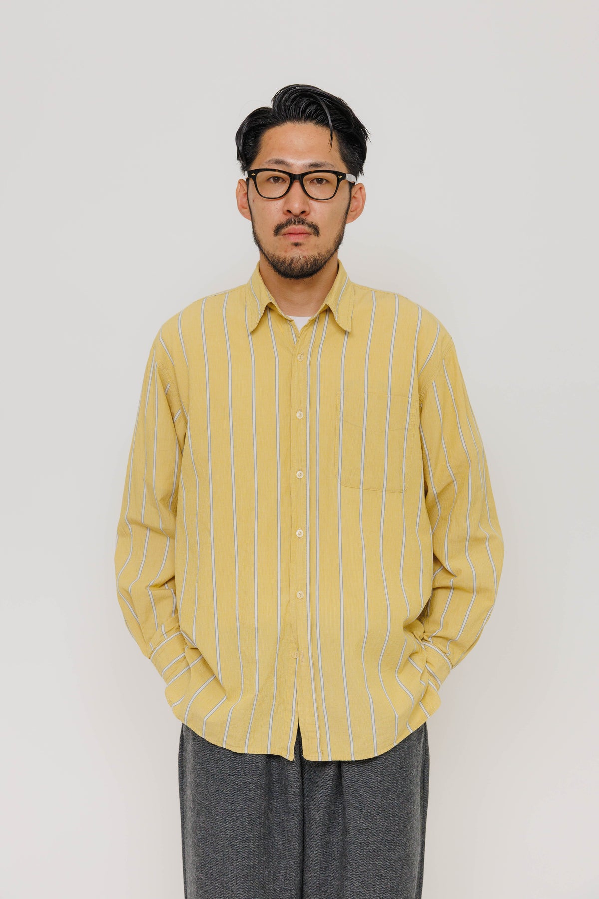 Chemise Surabaya — Yellow Stripe par Last Call For — photo portée 02
