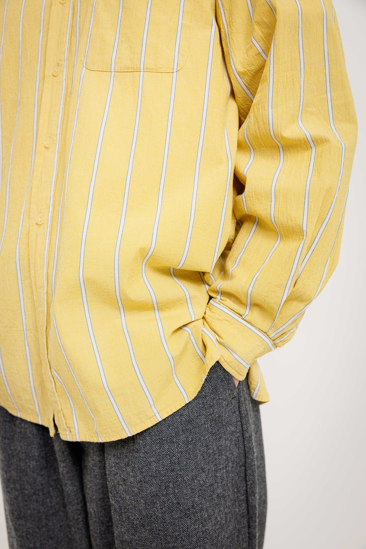 Chemise Surabaya — Yellow Stripe par Last Call For — photo portée 07