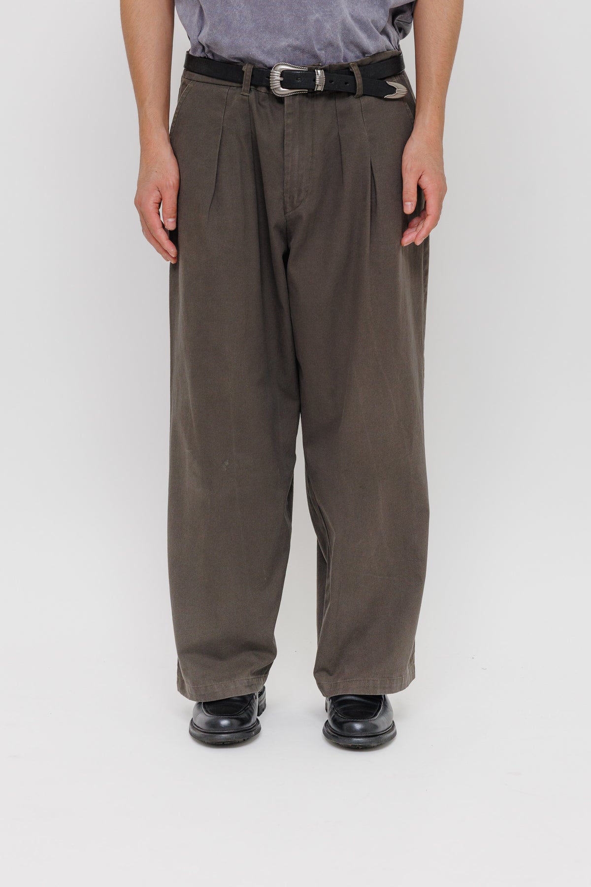 Pantalon Deiba — Falcon 1 par Last Call For — photo portée 02