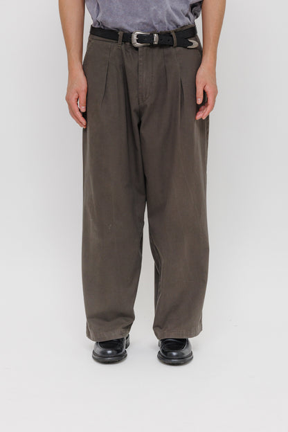 Pantalon Deiba — Falcon 1 par Last Call For — photo portée 02