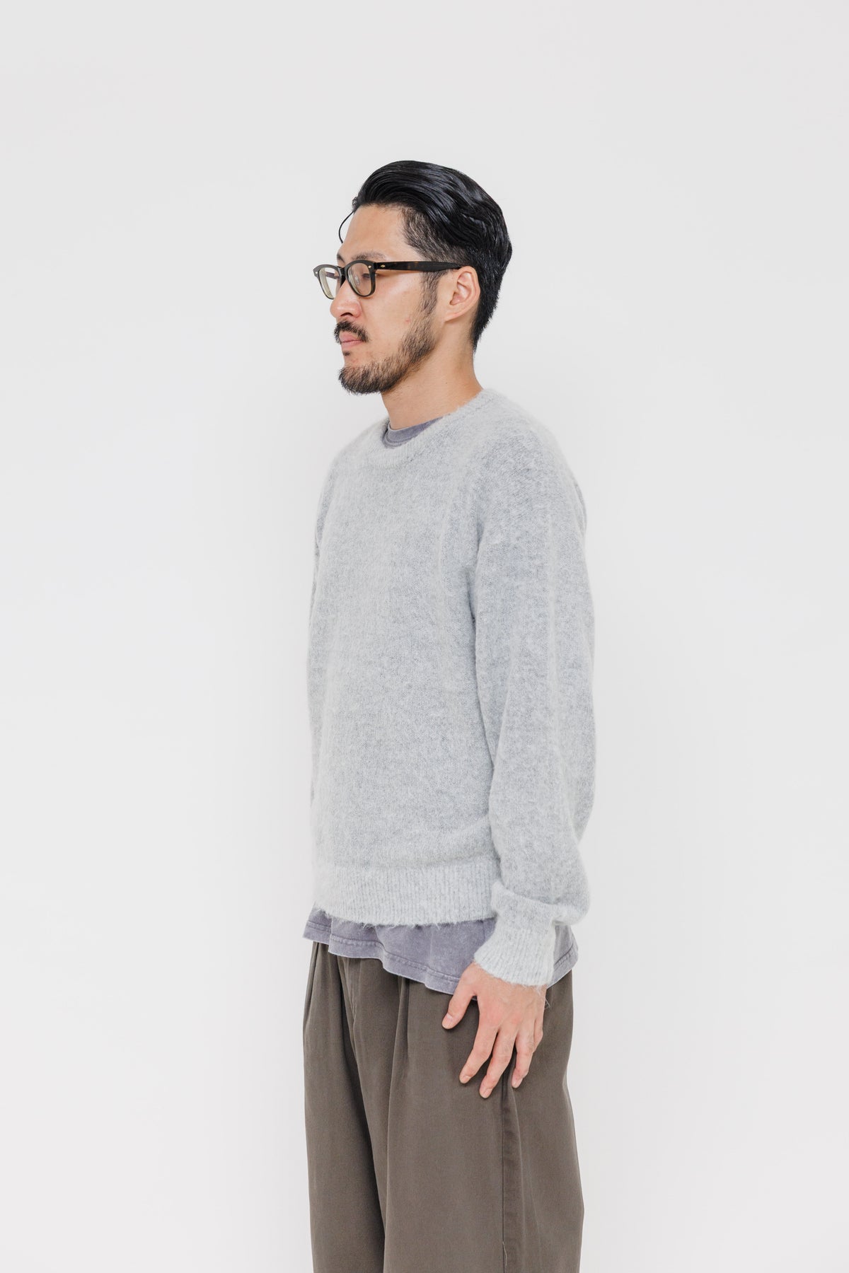 Pull Meribel — Grey 27 / White 25 par Last Call For — photo portée 04