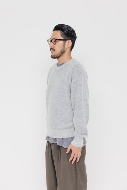Pull Meribel — Grey 27 / White 25 par Last Call For — photo portée 04