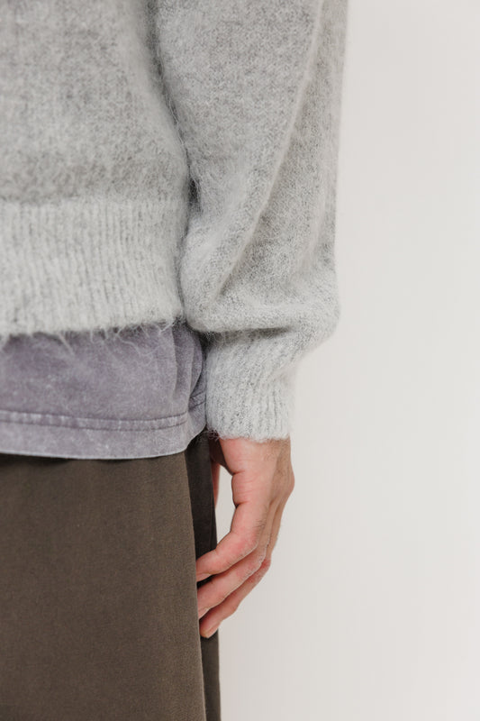 Pull Meribel — Grey 27 / White 25 par Last Call For — photo portée 10