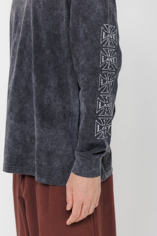 Tee-shirt Cross ML — Black par Last Call For — photo portée 03