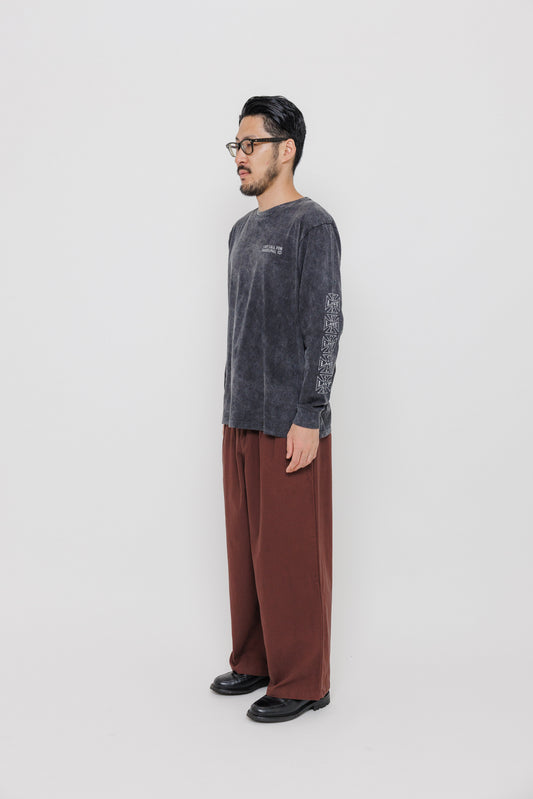Tee-shirt Cross ML — Black par Last Call For — photo portée 08