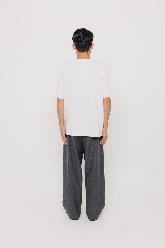 Tee-shirt Souvenir Paris — White par Last Call For — photo portée 06
